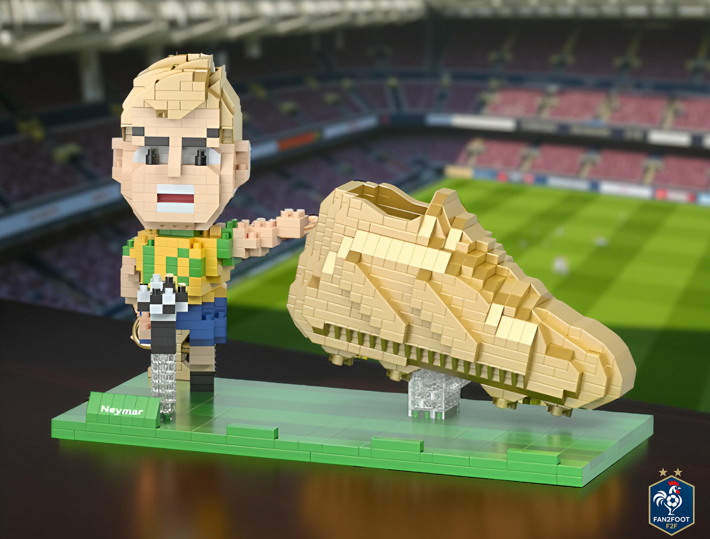 Briques de construction type LEGO : ballon, chaussures et joueurs de football foot