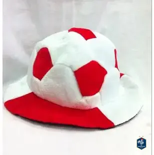Chapeau Football foot