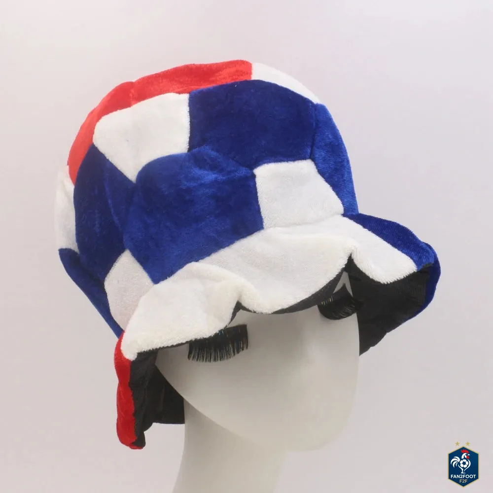Chapeau Football foot